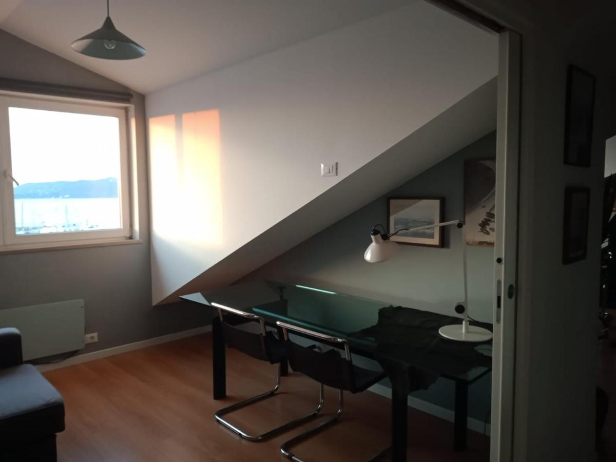 Mansarda Centrale Vista Mare Apartman Trieszt Kültér fotó